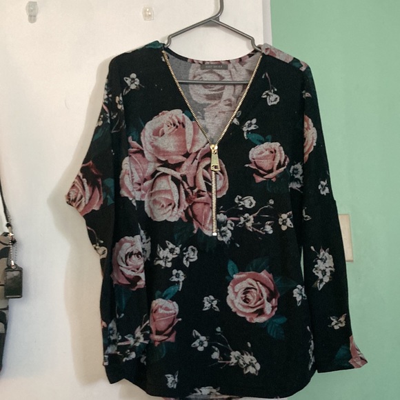 Baggy floral sweater - Picture 4 of 4